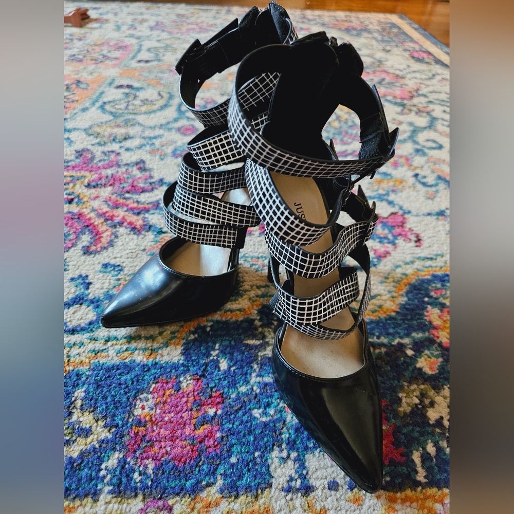 Just fab Modern/Edgy Stilletos